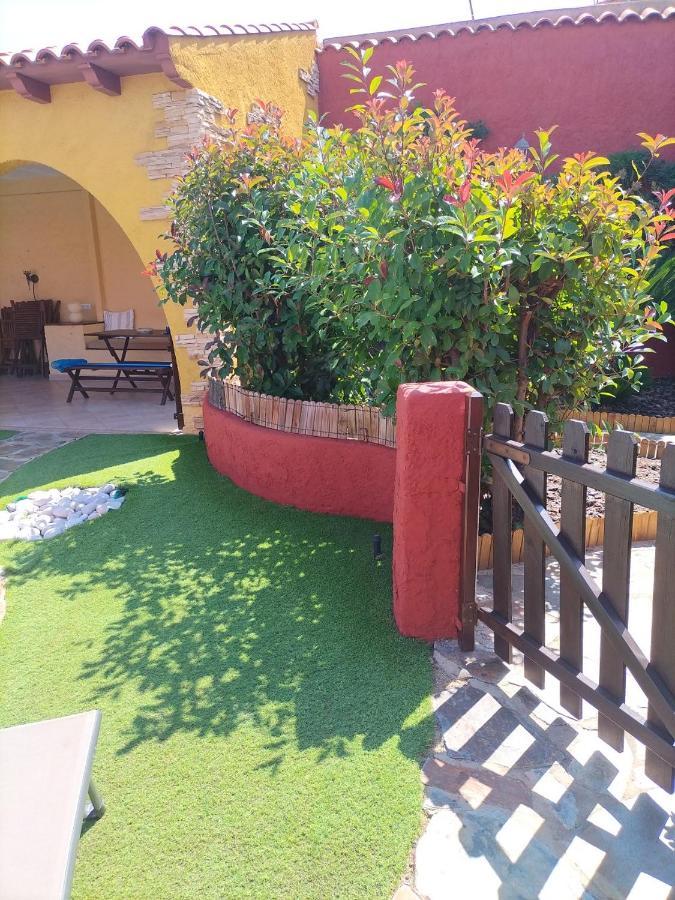 Casa Rural Lares Casas de Don Pedro Екстериор снимка